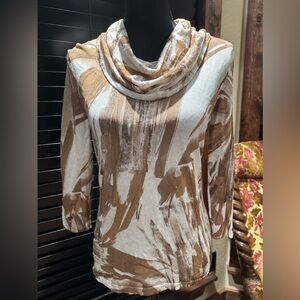 600 West Brown Marble Long Sleeve Turtleneck Sweater - Small